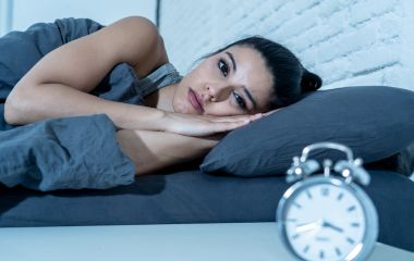Безсоння: Рекомендації від лікаря та психолога